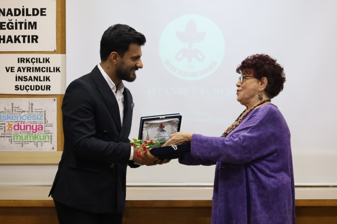 Şano Ar'a Ayşe Zarakolu Düşünce ve İfade Özgürlüğü ödülü